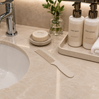 hotel bathroom amenities with eco-friendly handle comb